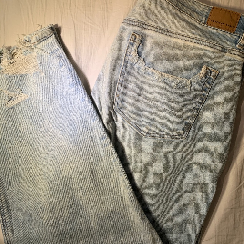 american eagle mom jeans